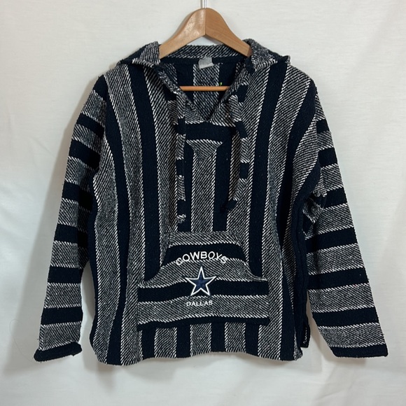 Dallas Cowboys Mexican Blanket Style Pullover Hoodie - Picture 4 of 8